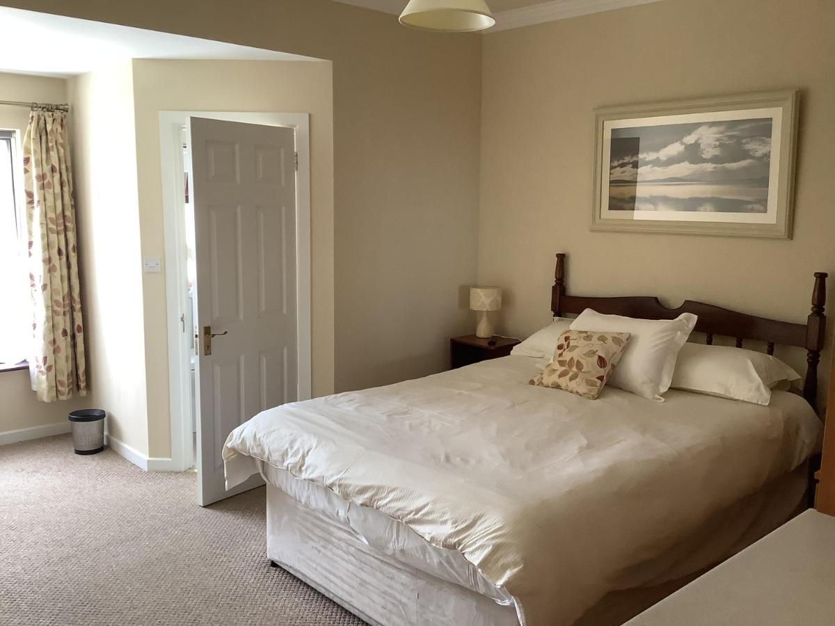 Palmgrove Bed & Breakfast Listowel ภายนอก รูปภาพ