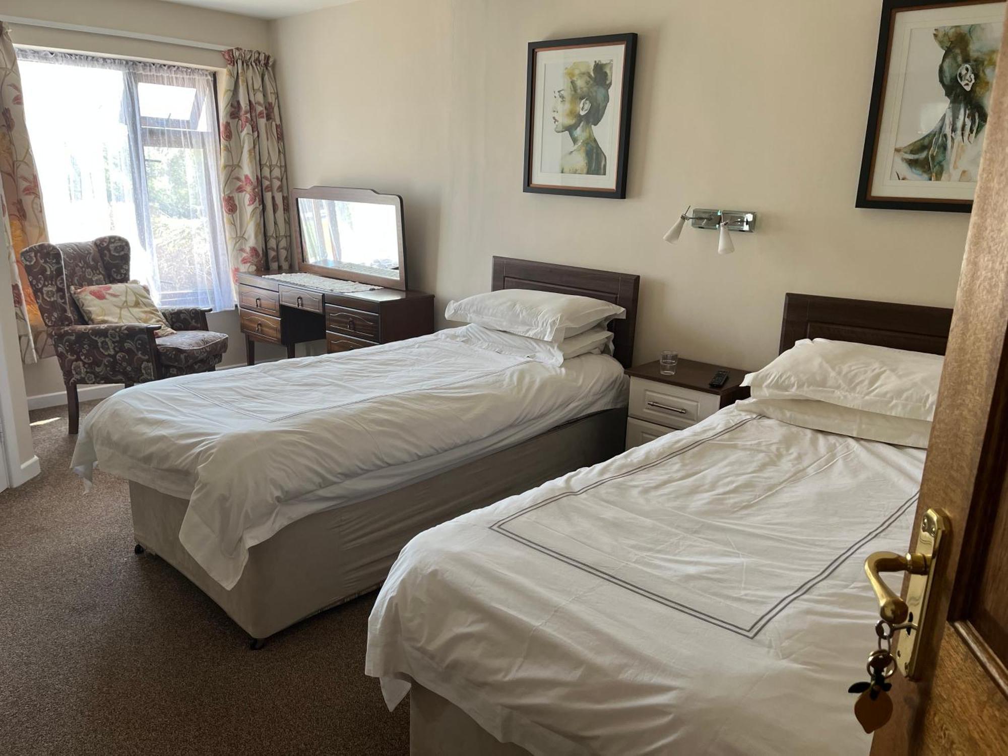 Palmgrove Bed & Breakfast Listowel ภายนอก รูปภาพ