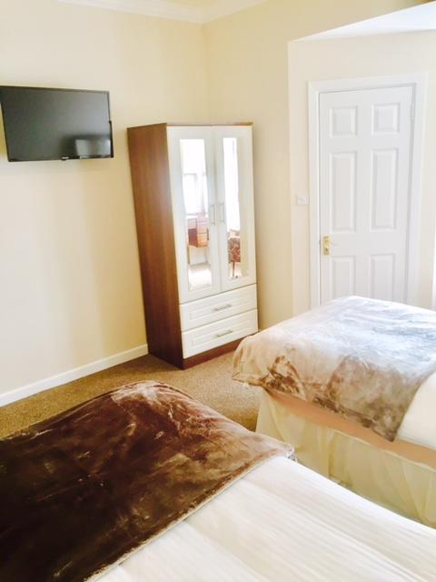 Palmgrove Bed & Breakfast Listowel ภายนอก รูปภาพ